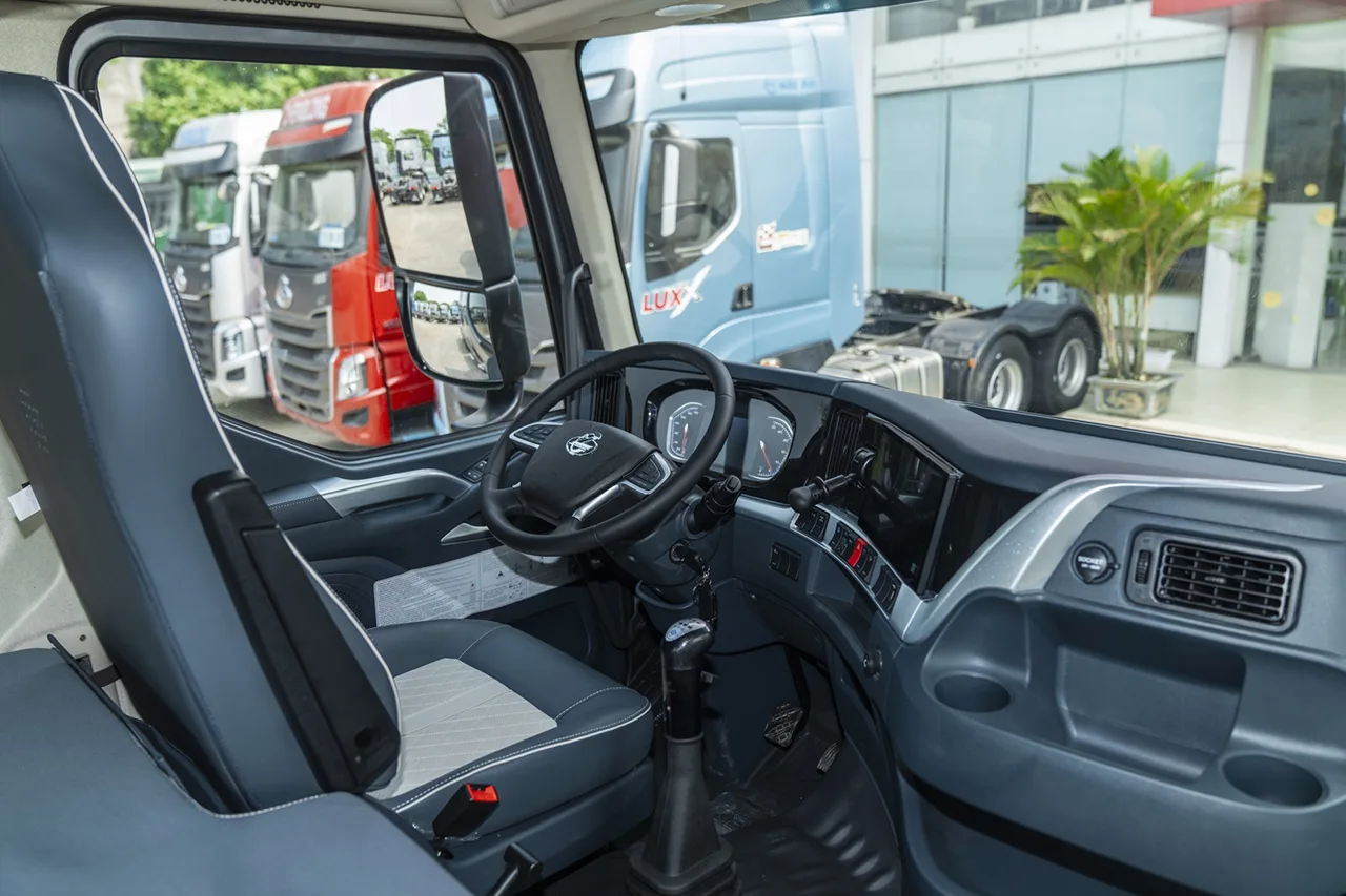 XE ĐẦU KÉO CHENGLONG H7 LuxK 445HP CẦU DẦU