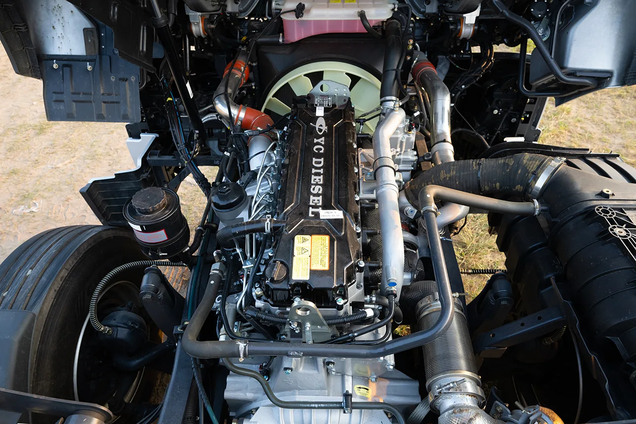 XE ĐẦU KÉO CHENGLONG FLEXX 360HP H5 4x2