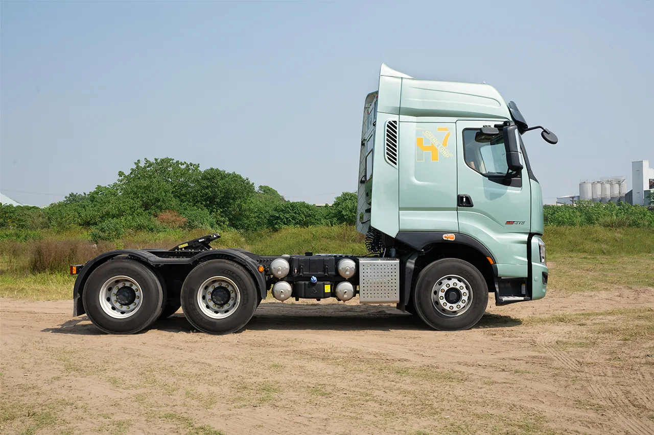 XE ĐẦU KÉO CHENGLONG H7 ECOS 410 HP